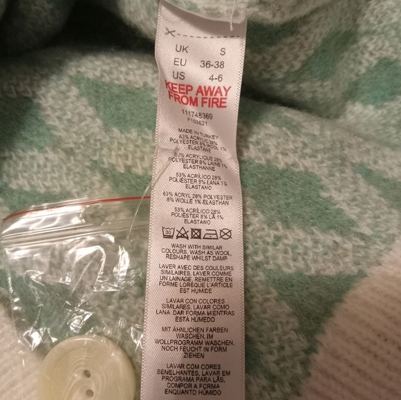 Asos Topshop knitted diamond cardi in ivory and green Size 4-6 - Picture 11 of 13